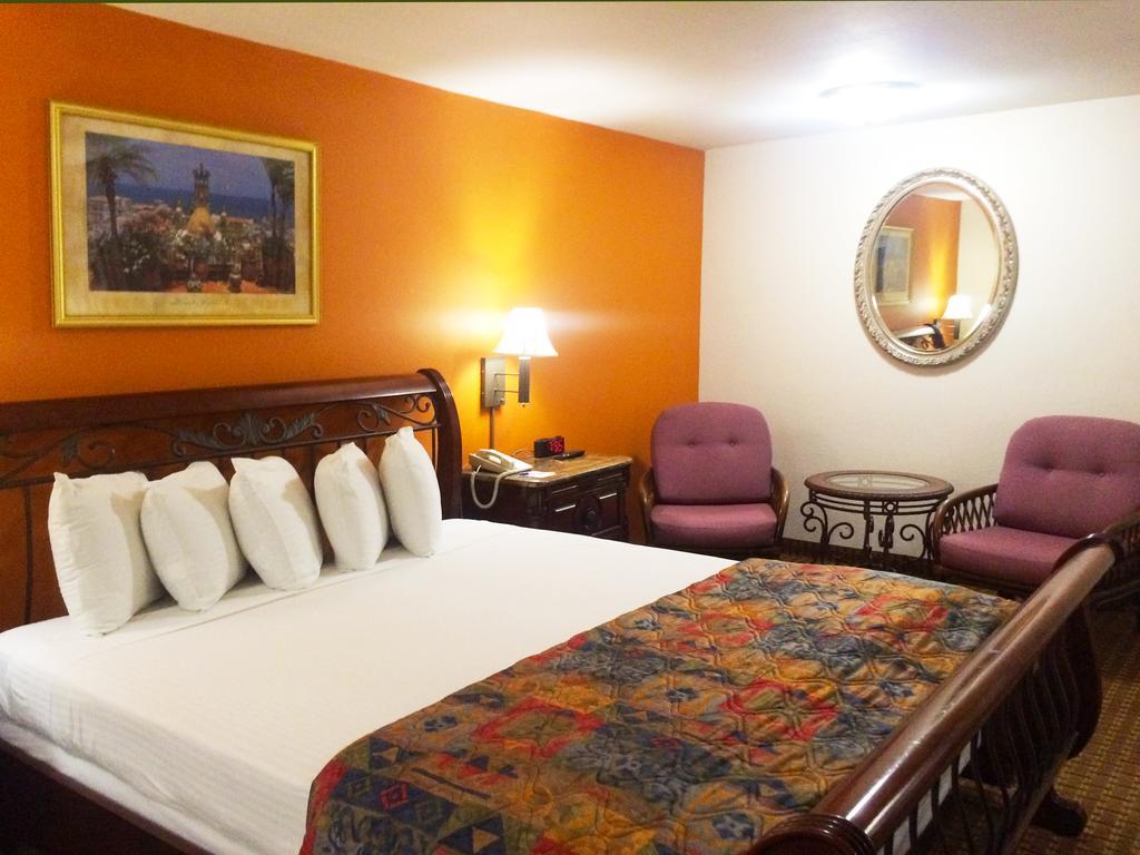 Days Inn Harbor View San Diego Chambre photo