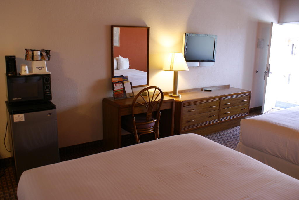 Days Inn Harbor View San Diego Extérieur photo