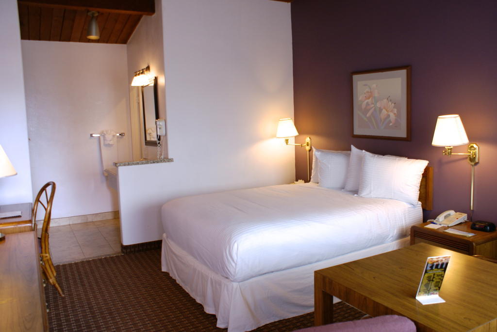 Days Inn Harbor View San Diego Extérieur photo