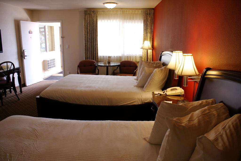 Days Inn Harbor View San Diego Extérieur photo