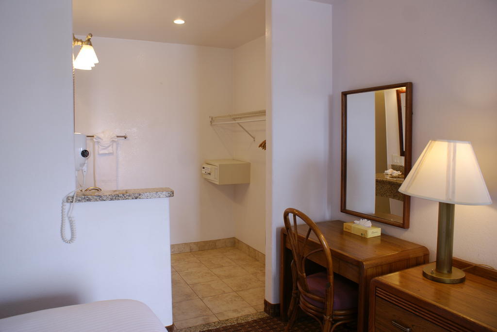 Days Inn Harbor View San Diego Extérieur photo