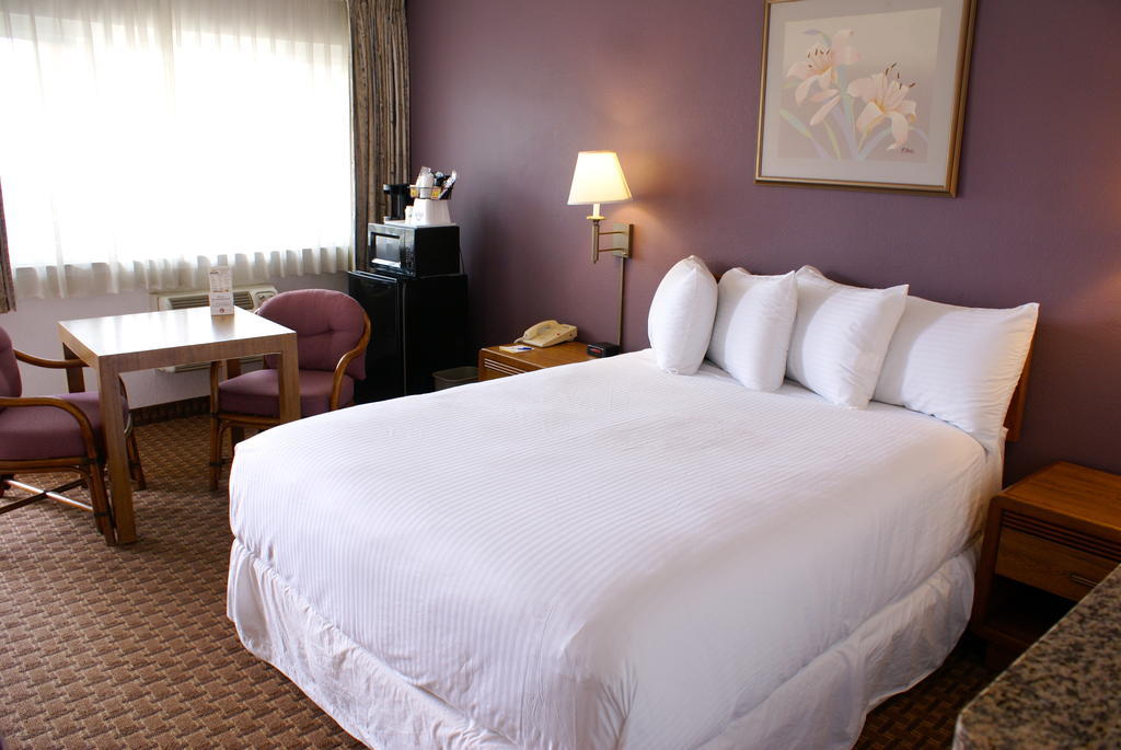 Days Inn Harbor View San Diego Extérieur photo