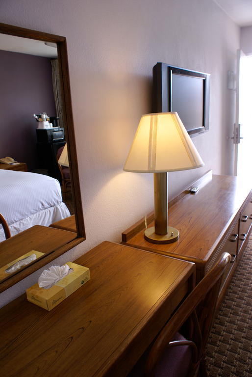 Days Inn Harbor View San Diego Extérieur photo